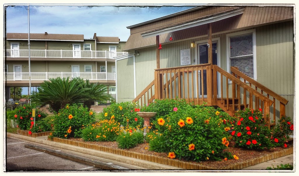 Bay Tree Condo Rental | 900 N Station St, Port Aransas, TX 78373, USA | Phone: (361) 749-5859