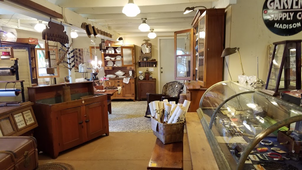 Homestead Antiques | 3807 WI-138, Stoughton, WI 53589, USA | Phone: (608) 873-4938