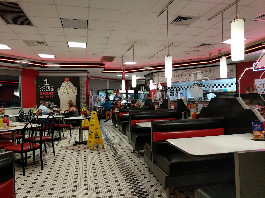 Steak n Shake | 6019 Illinois Rd, Fort Wayne, IN 46804, USA | Phone: (260) 432-1958