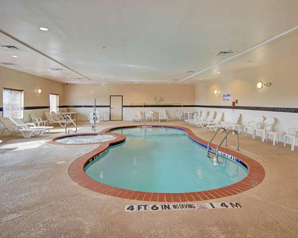 Quality Suites Near Cedar Creek Lake | TX-198 #175, Mabank, TX 75147, USA | Phone: (903) 887-0680