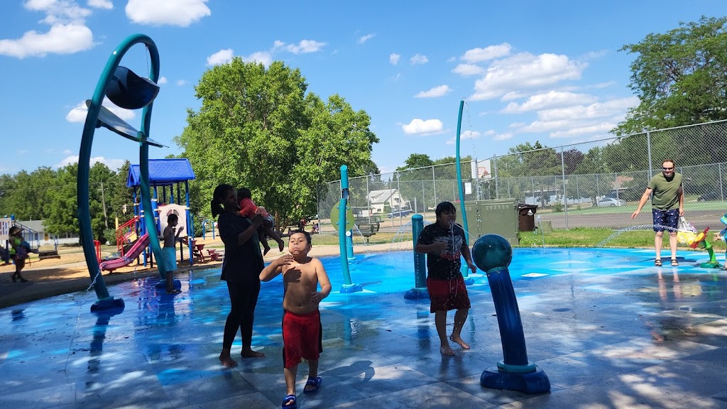 Cedarcrest Park Splash Pad | 8700 Bloomington Ave S, Bloomington, MN 55425, USA | Phone: (952) 563-8877