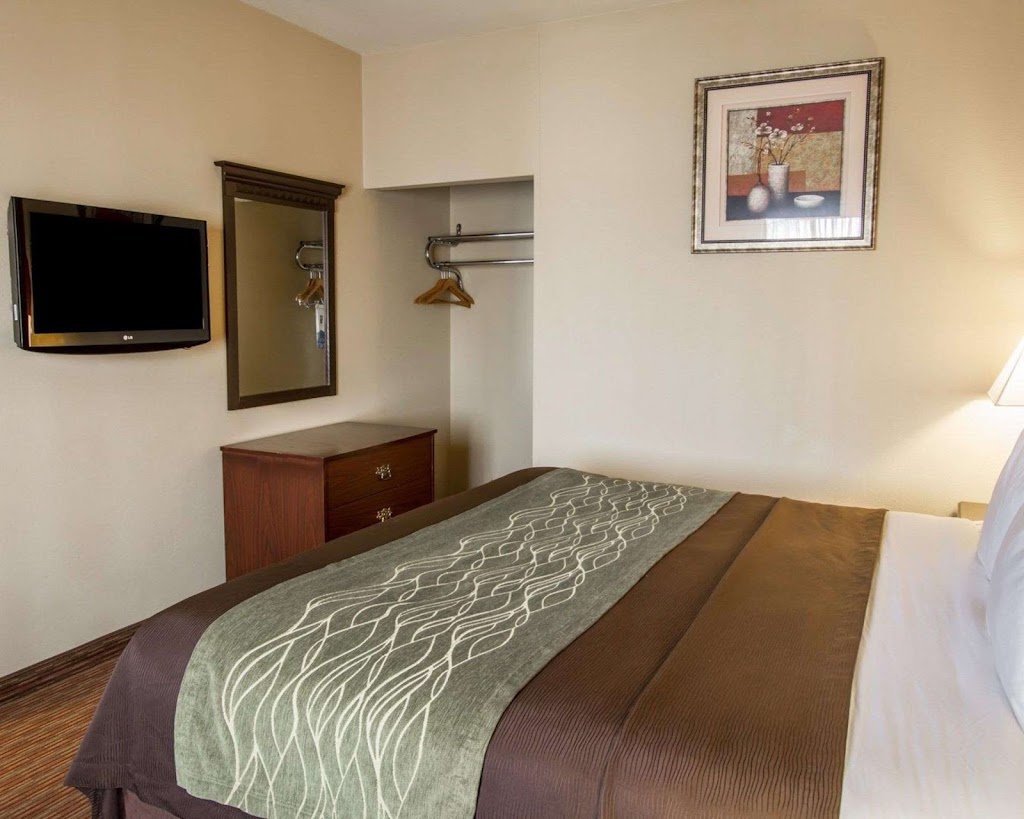 Comfort Inn West Phoenix At 27th Ave And I-10 | 1344 N 27th Ave, Phoenix, AZ 85009, USA | Phone: (602) 415-1623