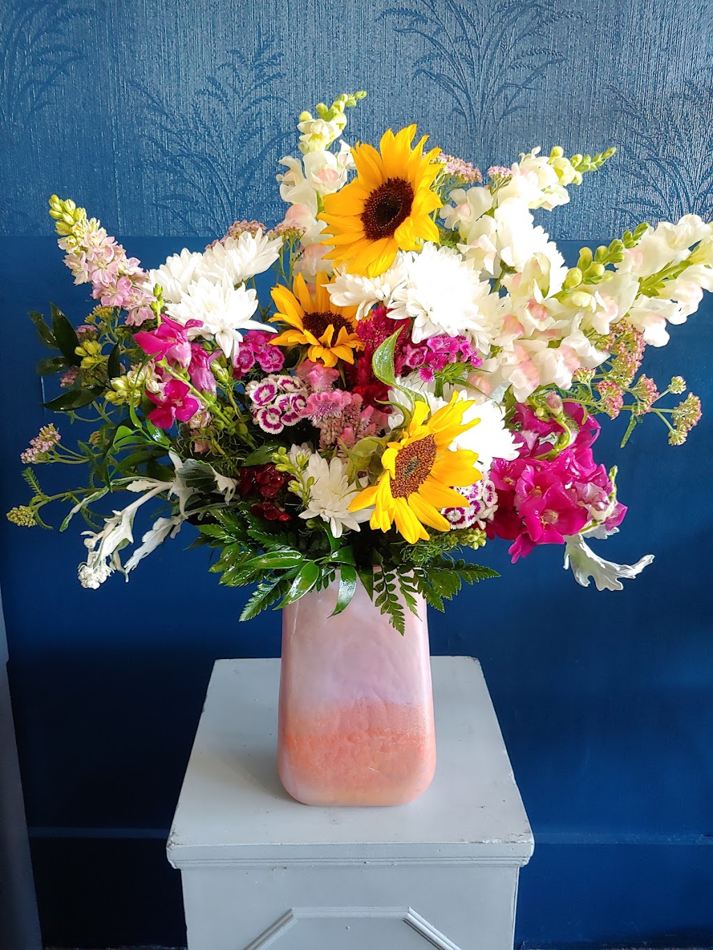 Rowans Flower Shop | 207 W Main St, Mulvane, KS 67110, USA | Phone: (316) 777-1091