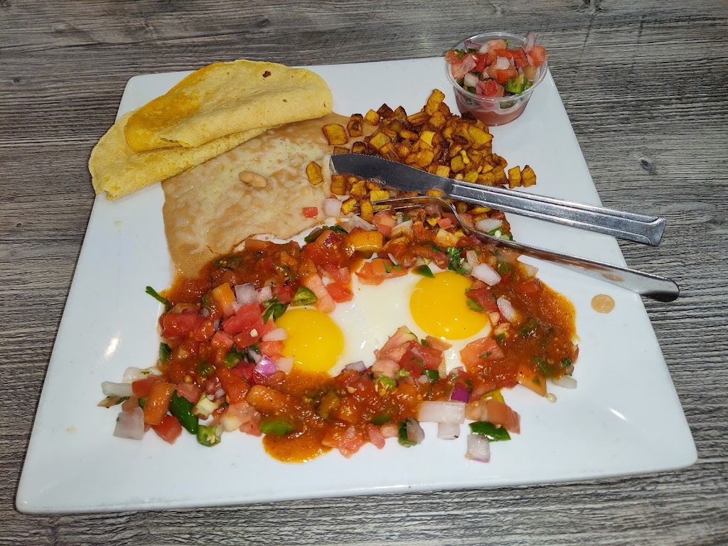 La Estrella taco & seafood | 737 N Main St, Manteca, CA 95336, USA | Phone: (209) 823-9000