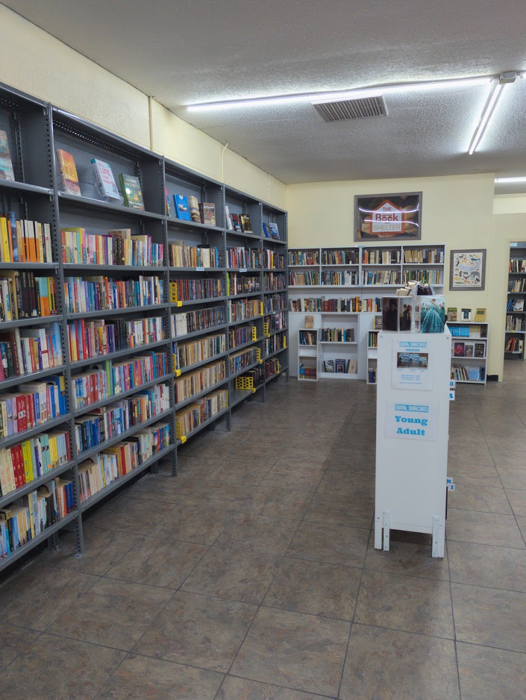 The Book Shelter | 907 Dundee Rd, Dundee, FL 33838 | Phone: (863) 268-4273