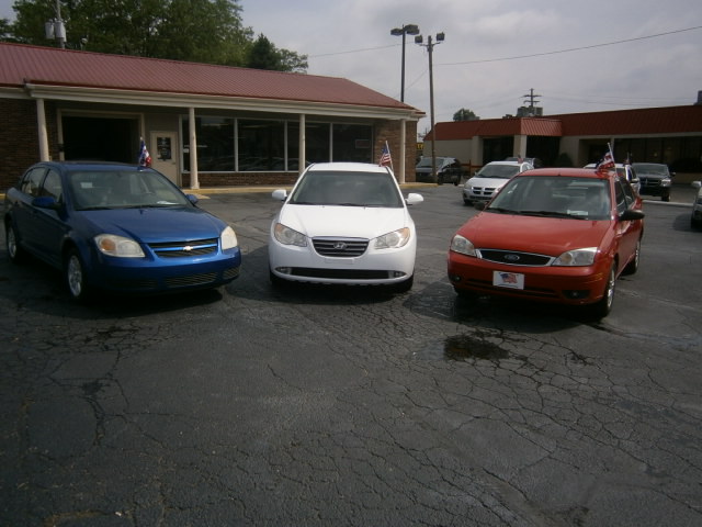 Superior Auto Used Cars, Inc | 628 W 30th St, Connersville, IN 47331, USA | Phone: (765) 827-3033