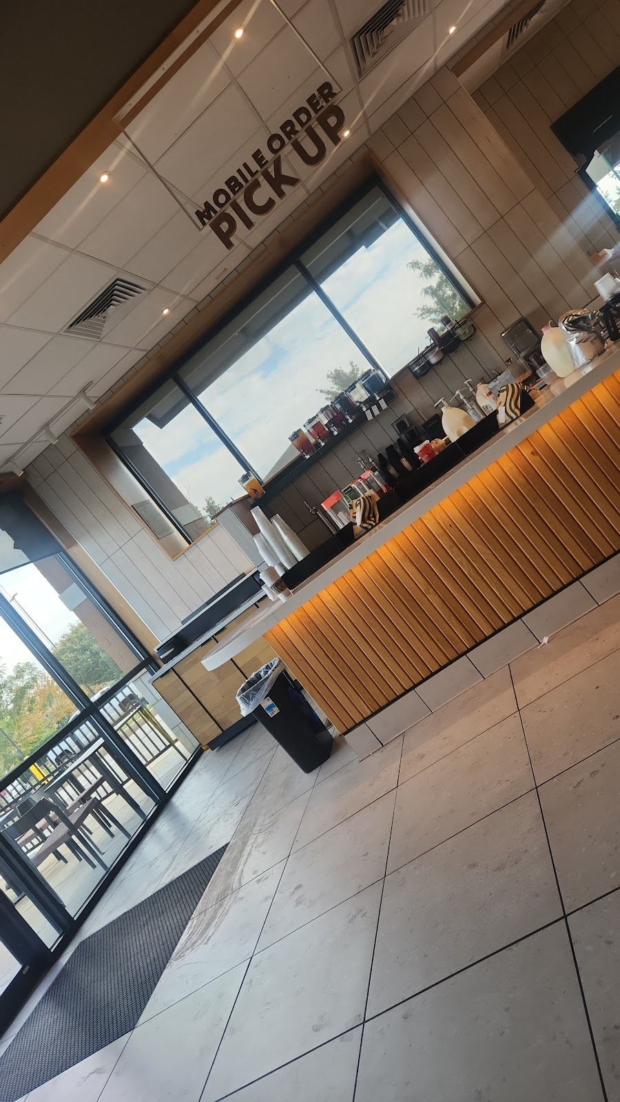 Starbucks | 1883 Wentzville Pkwy, Wentzville, MO 63385, USA | Phone: (636) 639-7435