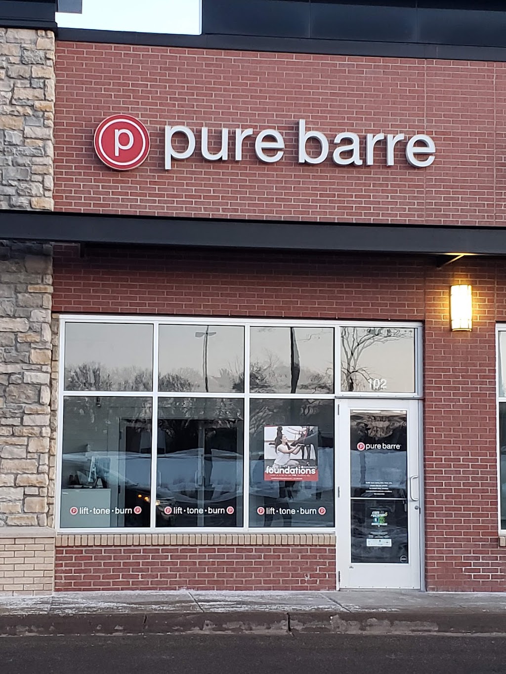 Pure Barre | 1605 Queens Dr #102, Woodbury, MN 55125, USA | Phone: (651) 888-0499