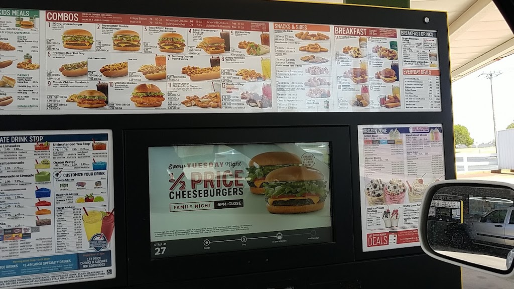 Sonic Drive-In | 15001 N Santa Fe Ave, Edmond, OK 73013 | Phone: (405) 751-2885