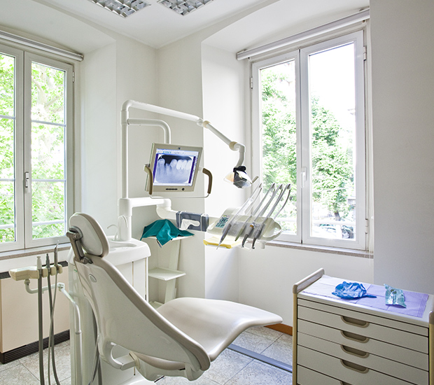 John M. Chaves, DDS | 5312 Comercio Ln Suite A, Woodland Hills, CA 91364 | Phone: (818) 999-2707
