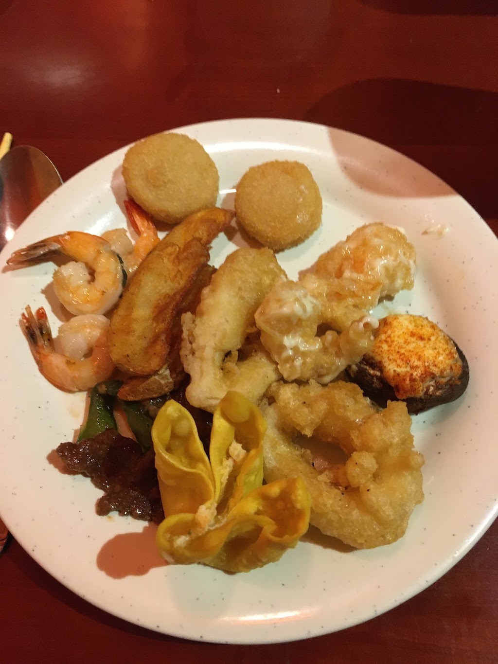 TJ Buffet Sushi And Grill | 590 Pittsburgh Mills Cir, Tarentum, PA 15084, USA | Phone: (724) 275-5881