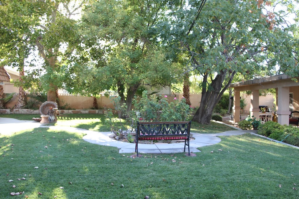The Elderly Aristocrat | 2380 Mohigan Way, Las Vegas, NV 89169, USA | Phone: (702) 768-2304