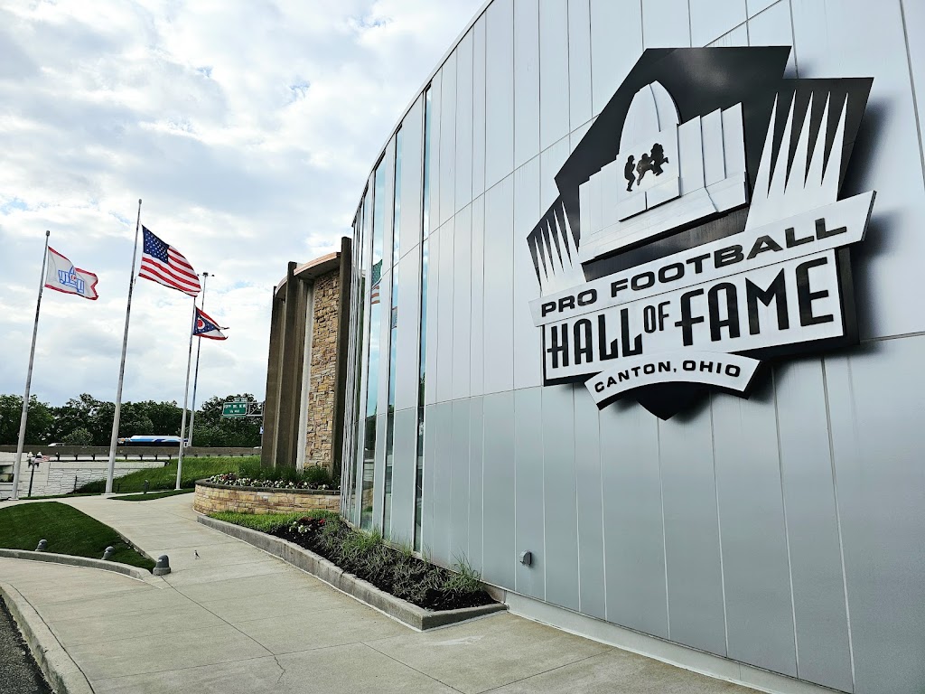 Pro Football Hall of Fame | 2121 George Halas Dr NW, Canton, OH 44708, USA | Phone: (330) 456-8207