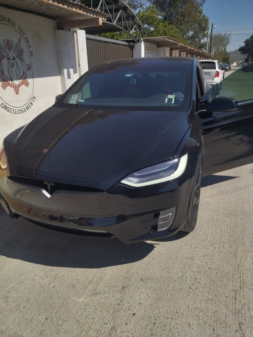 A Hybrid ESRU ENERGY taller Hibridos - Plug-in / Ev vehicles and Tesla service in Tijuana | Sauce 2032, Jardin Dorado, 22200 Tijuana, B.C., Mexico | Phone: 664 552 9678