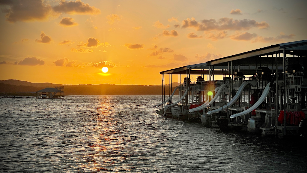 Austins Boat Tours | E, 16200 Lakeshore Dr, Austin, TX 78734, USA | Phone: (512) 476-2628