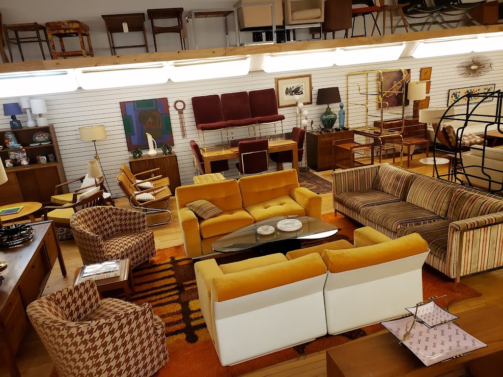 Modern Hill Furniture Warehouse | 9500 W 55th St Suite A, McCook, IL 60525, USA | Phone: (708) 497-9111