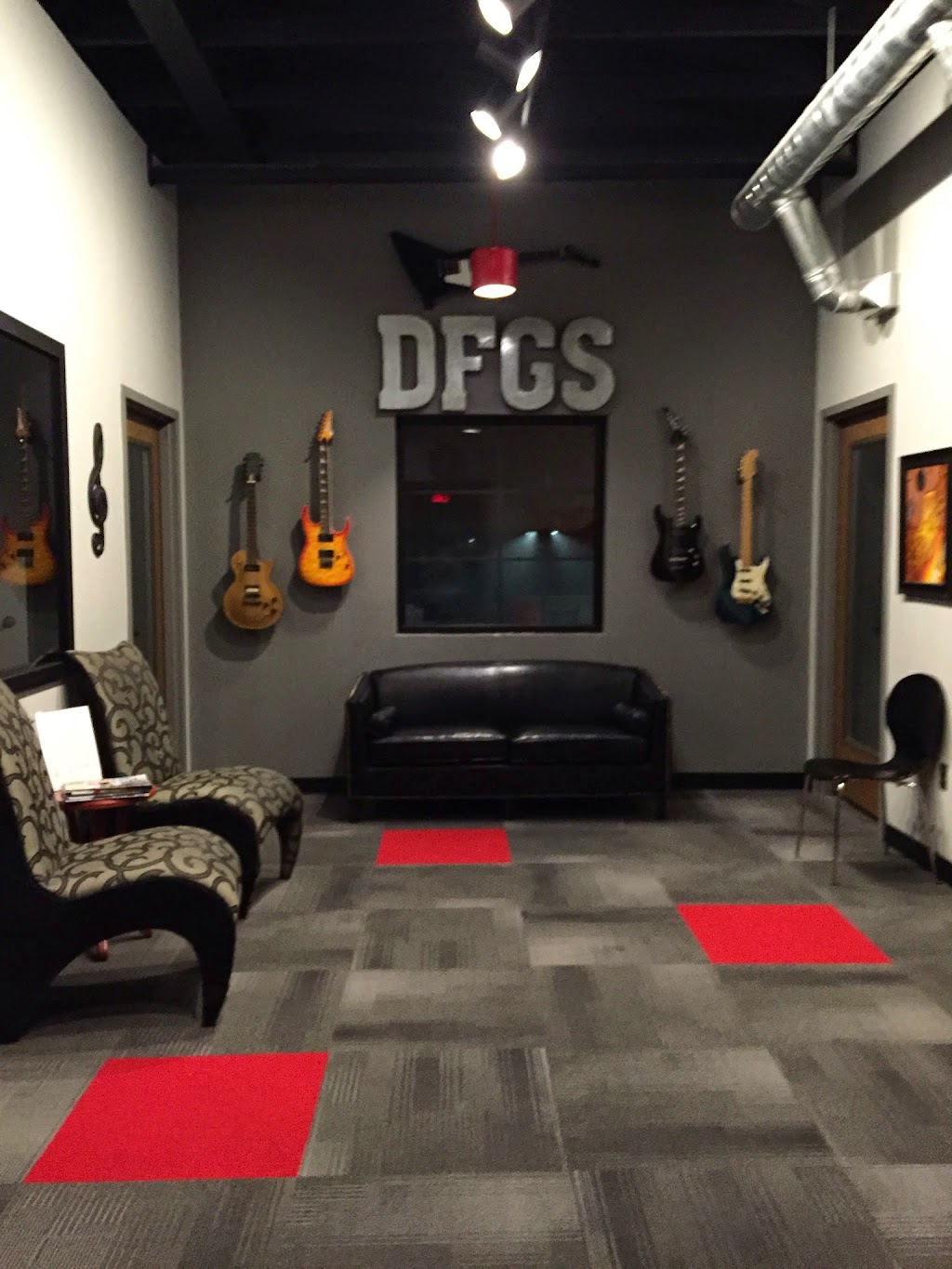 Dont Fret Guitar Studio | 10507 Quaker Ave #204, Lubbock, TX 79423, USA | Phone: (806) 798-7425