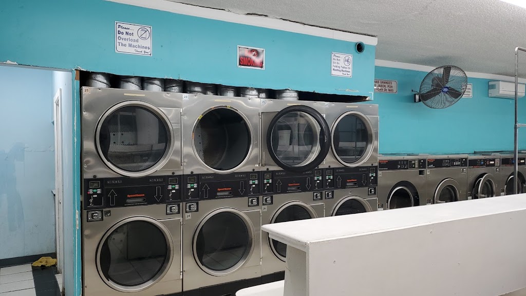 Plaza Wash Laundry | 427 N Santa Fe Ave, Vista, CA 92084, USA | Phone: (760) 941-3813