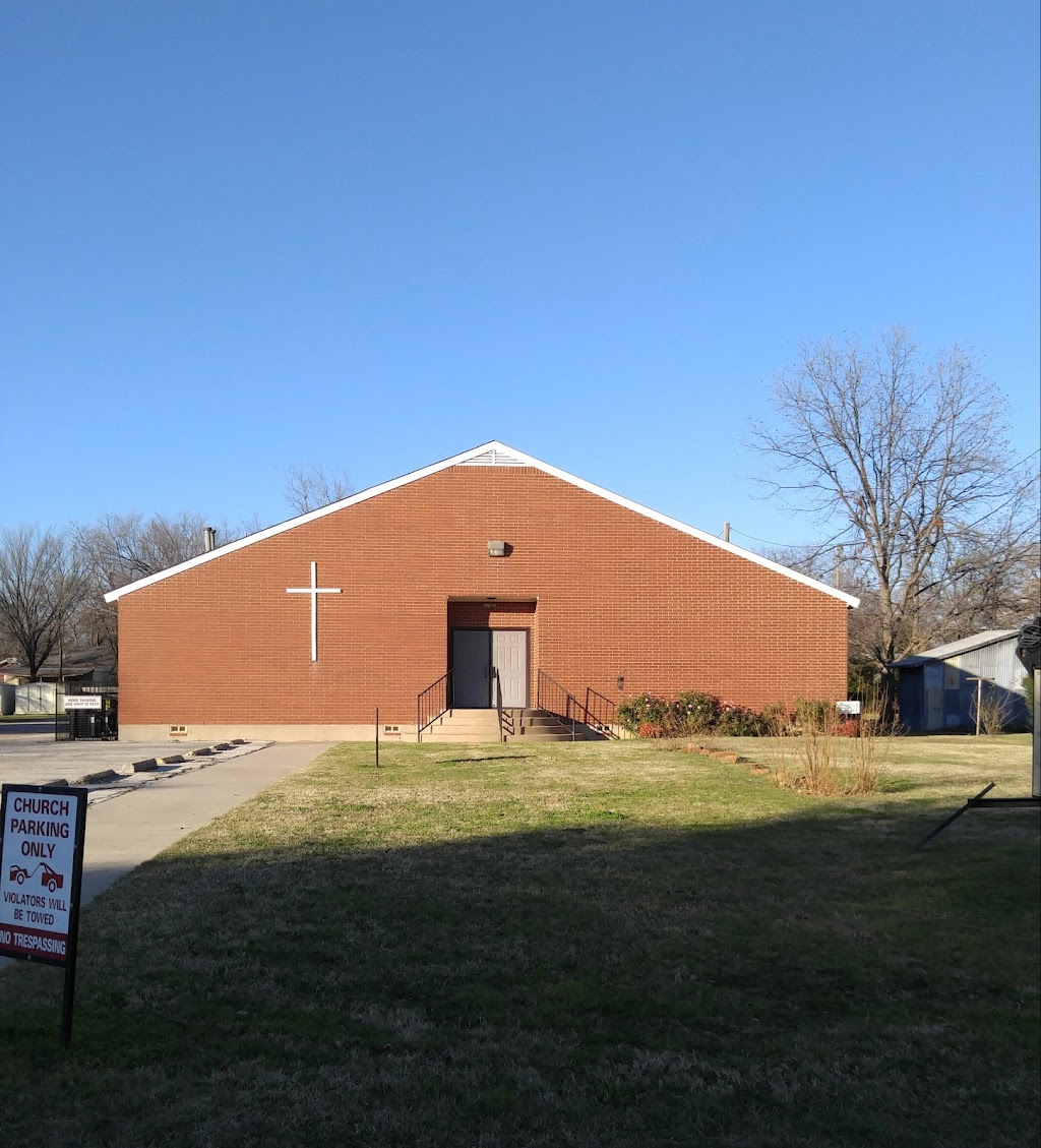 Light of the World Pentecostal Church | 2717 Carnation Ave, Fort Worth, TX 76111, USA | Phone: (817) 838-2539