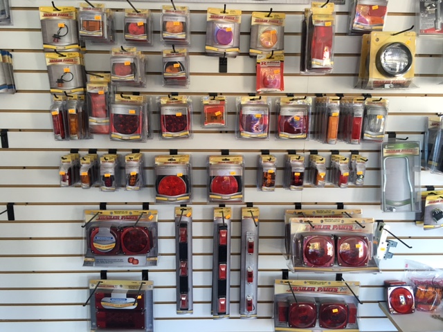 Brummers Unlimited Trailer Sales | 4234 US-4, Hudson Falls, NY 12839, USA | Phone: (518) 932-5232