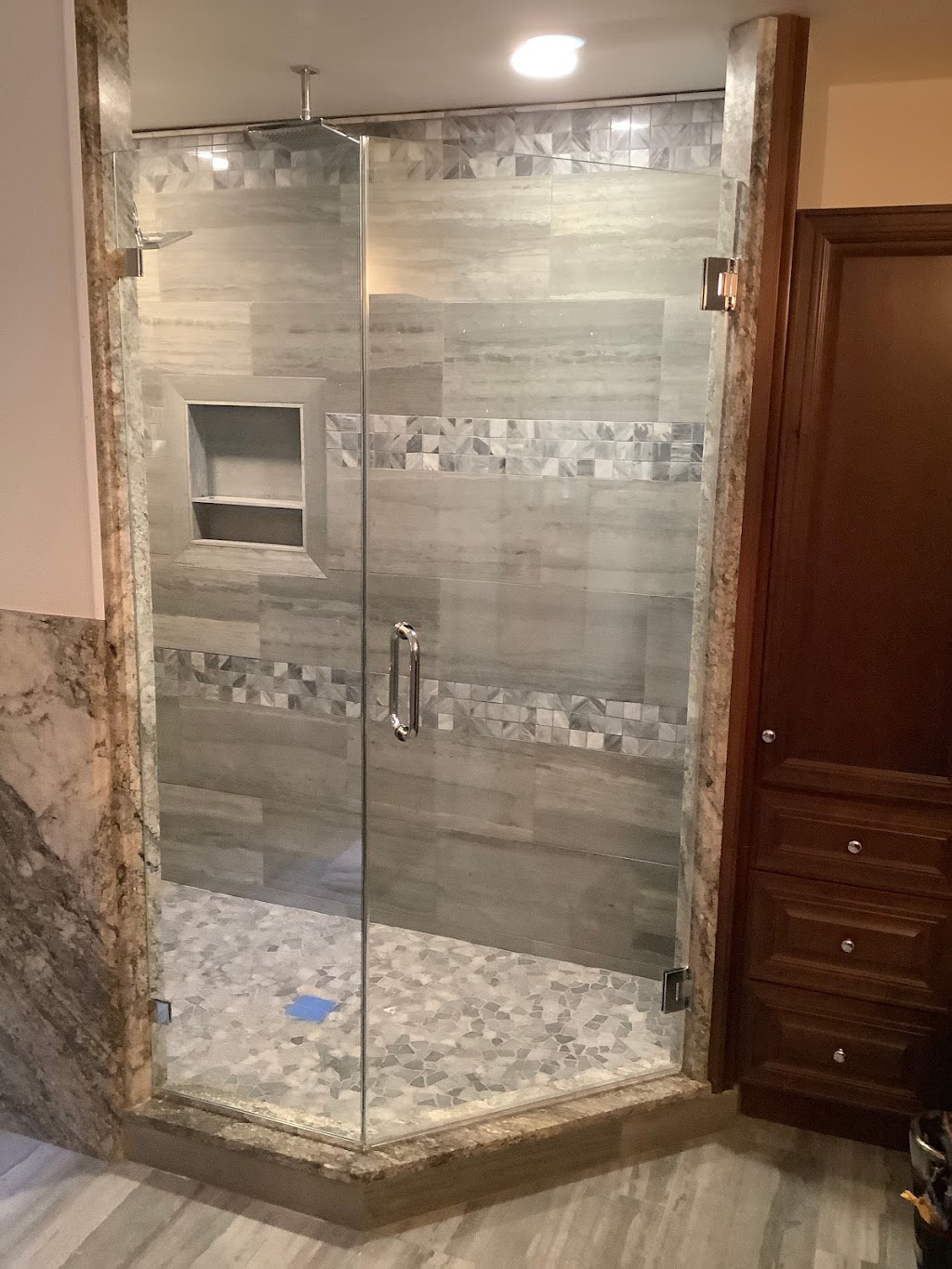 Superior Shower Doors | 15 Hampton St, Newton, NJ 07860, USA | Phone: (973) 948-2111