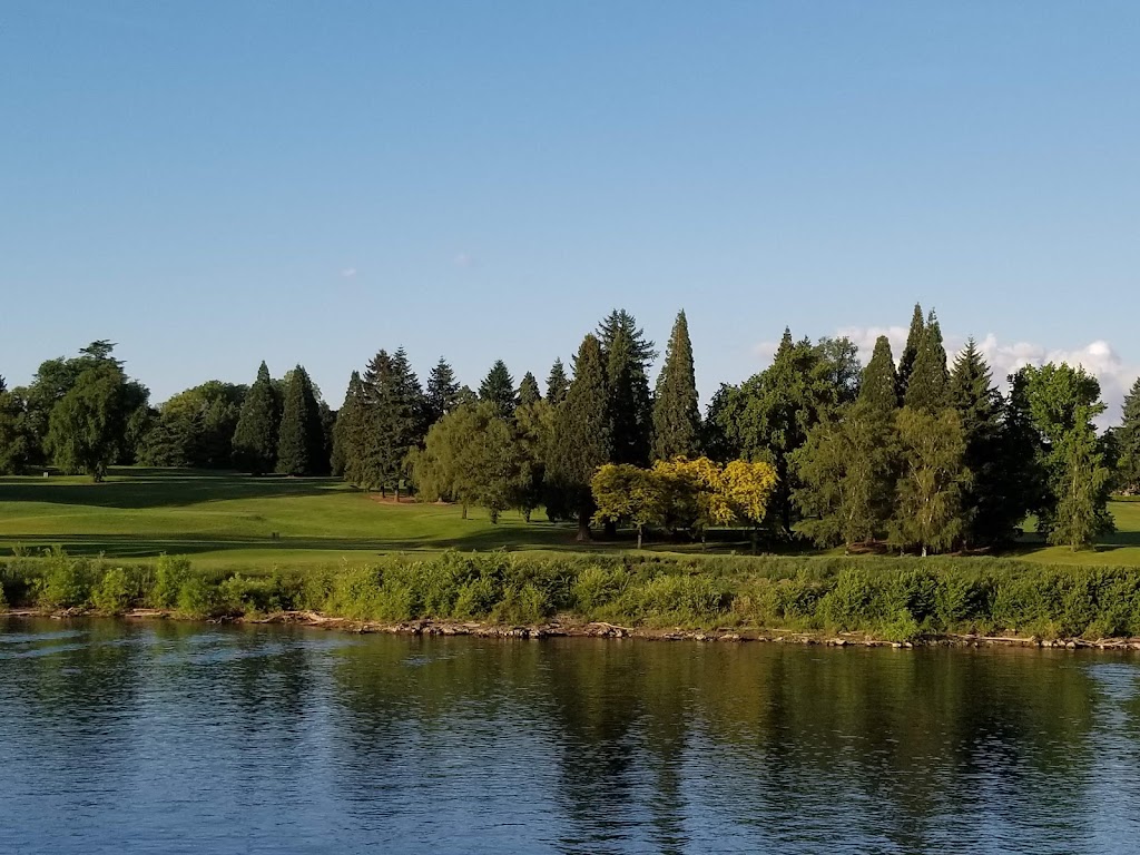 Waverley Country Club | 1100 SE Waverly Dr, Portland, OR 97222, USA | Phone: (503) 654-6521