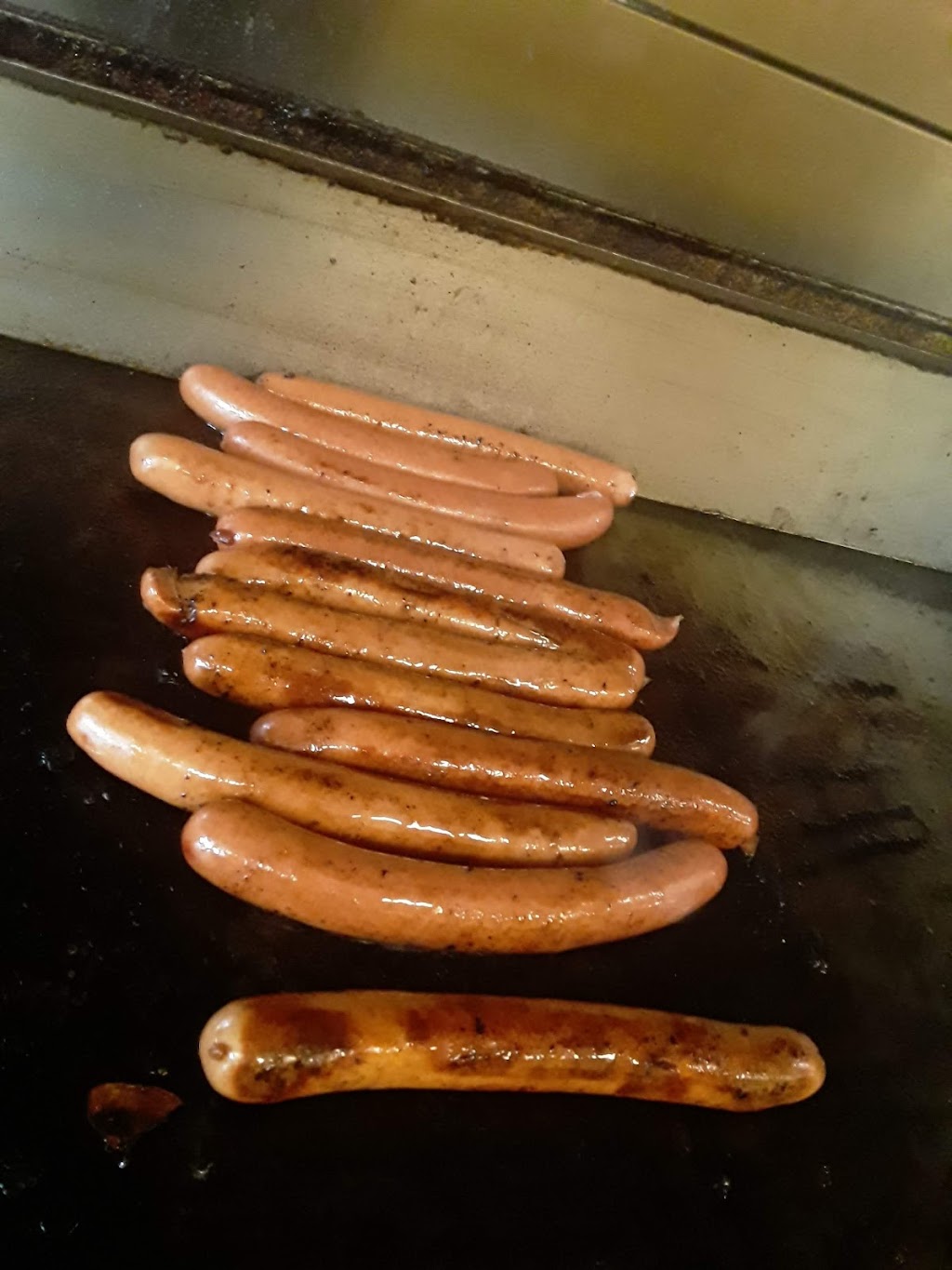 Famous Uncle Als Hotdogs | 1269 N Military Hwy # 5, Norfolk, VA 23502, USA | Phone: (757) 466-1660