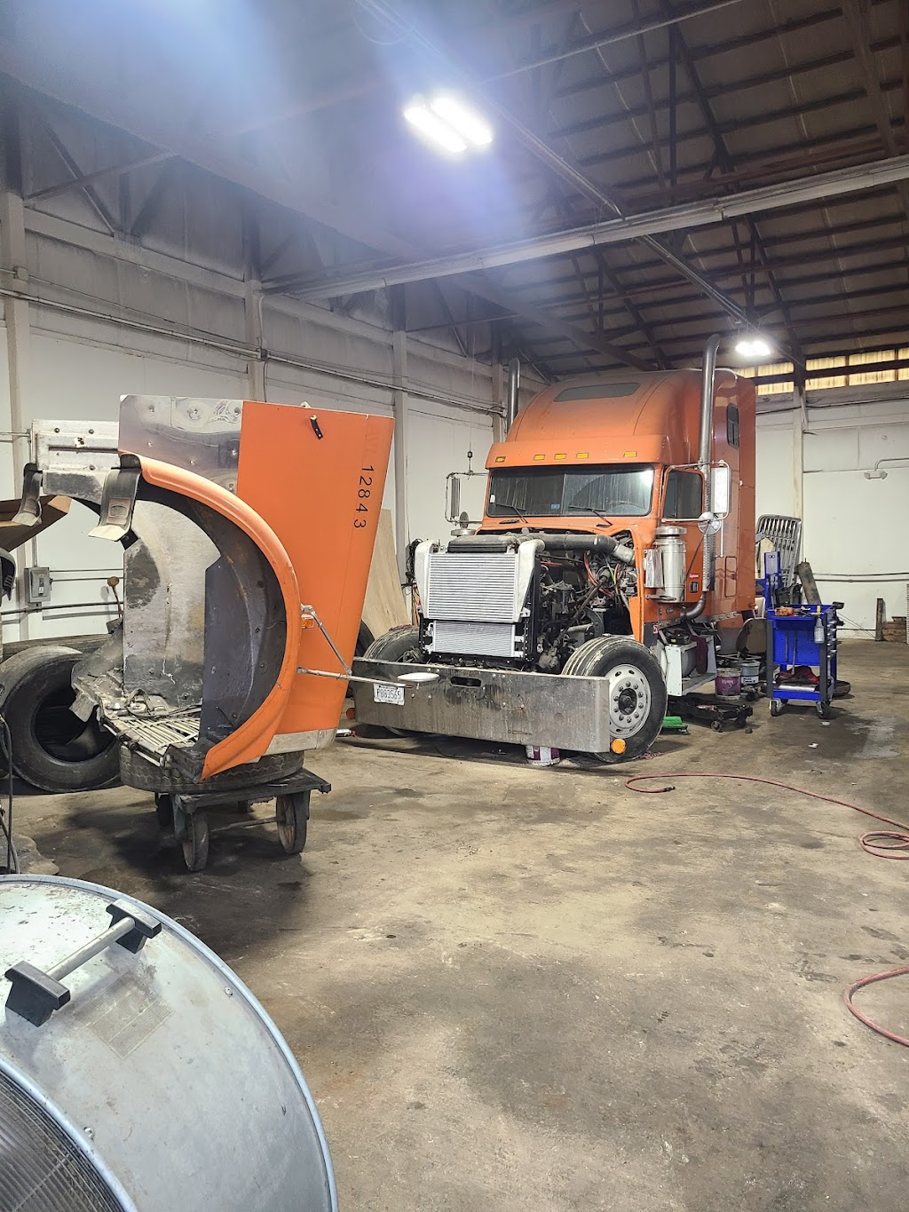 Joliet Diesel Truck Repair | 290 Alessio Dr, Joliet, IL 60433, USA | Phone: (815) 409-7581