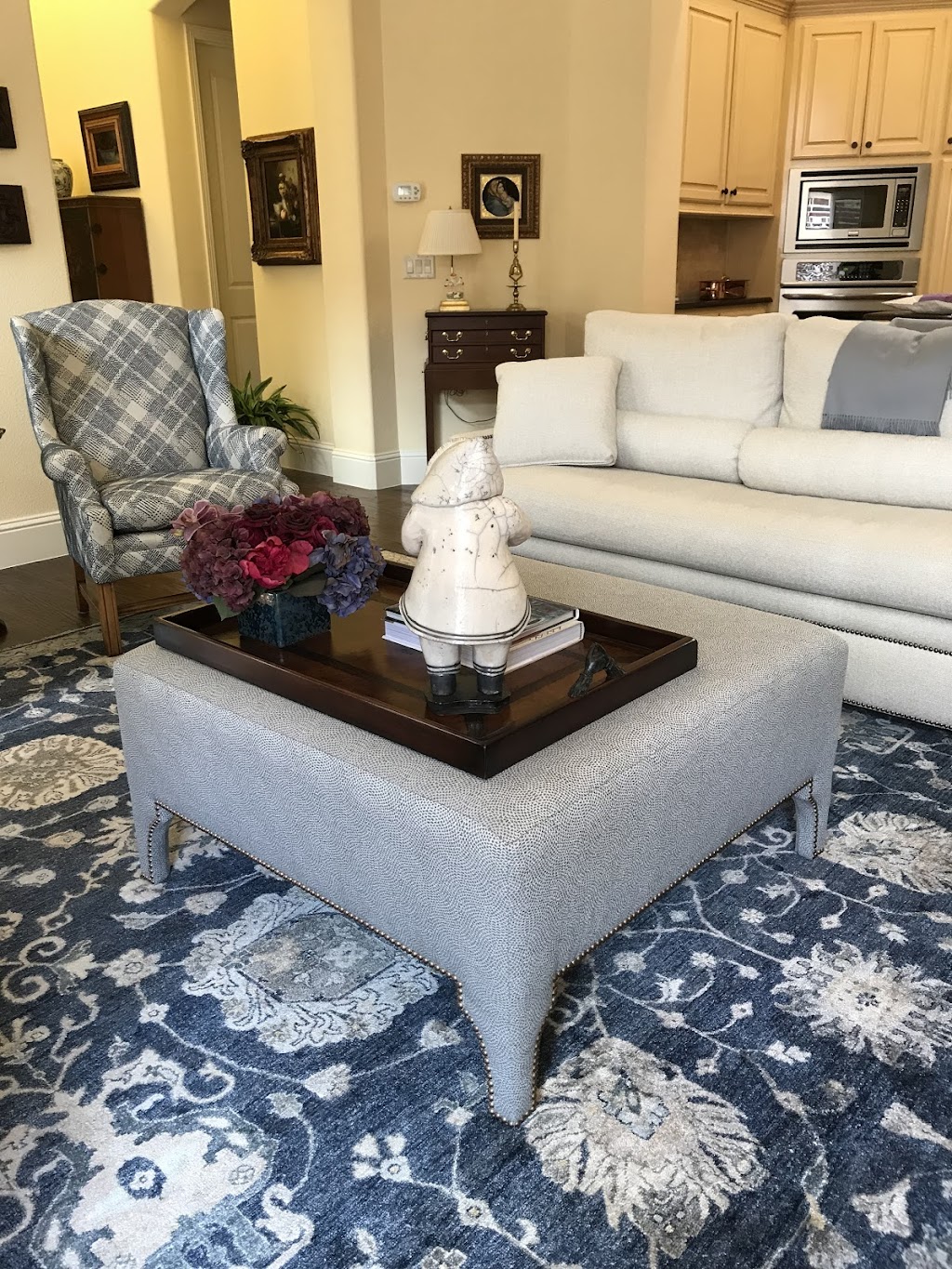 Rodriquez Custom Upholstery | 721 N Kentucky St, McKinney, TX 75069, USA | Phone: (469) 742-0411