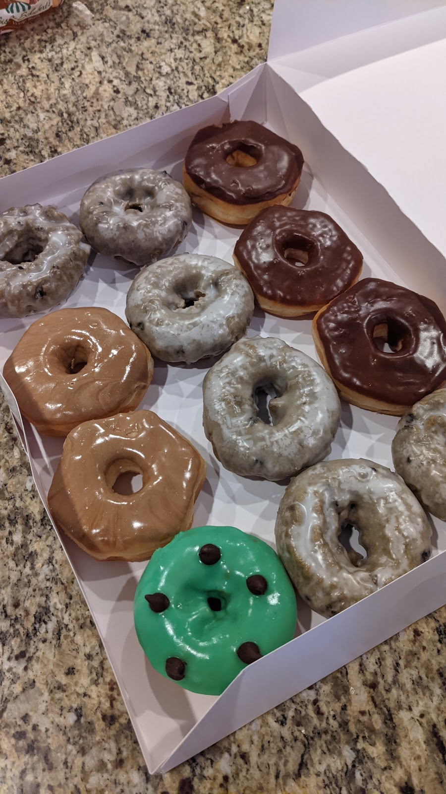 Jins Donuts | 1990 W Poplar Ave, Collierville, TN 38017, USA | Phone: (901) 457-7203