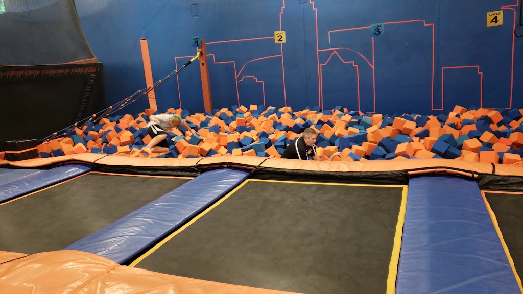 Sky Zone Trampoline Park | 6217 Chittenden Rd, Boston Heights, OH 44236, USA | Phone: (234) 249-3030