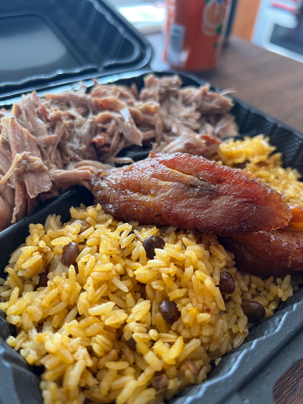 El Lechon de Negron | 1331 Magie Ave, Union, NJ 07083 | Phone: (908) 577-6229