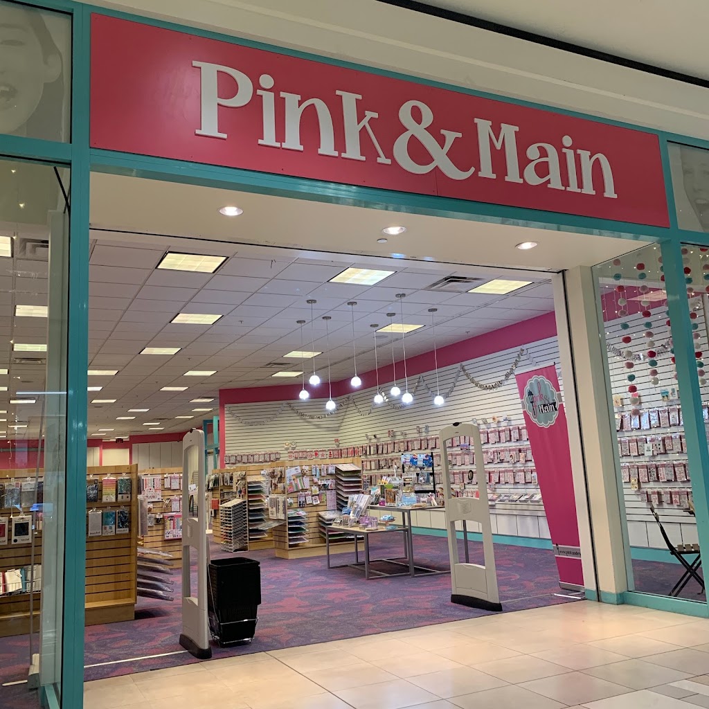 Pink and Main | 2050 14th Ave E STE 101, Palmetto, FL 34221, USA | Phone: (941) 845-4156