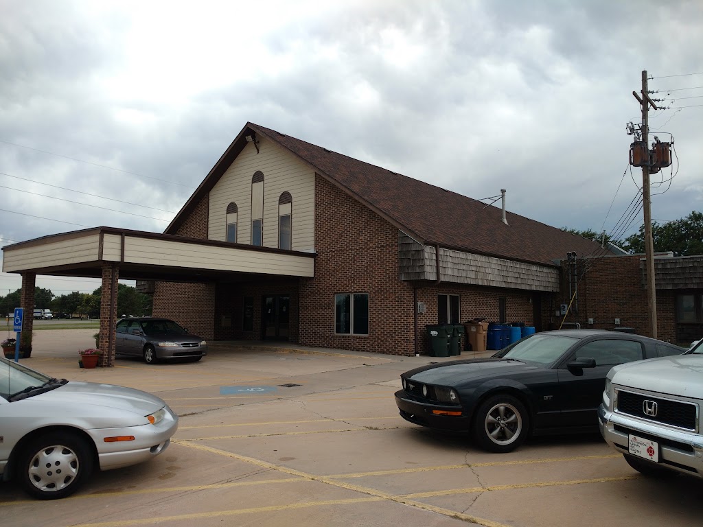 Crossroads Christian Church | 4310 N Monroe St, Hutchinson, KS 67502, USA | Phone: (620) 663-9597