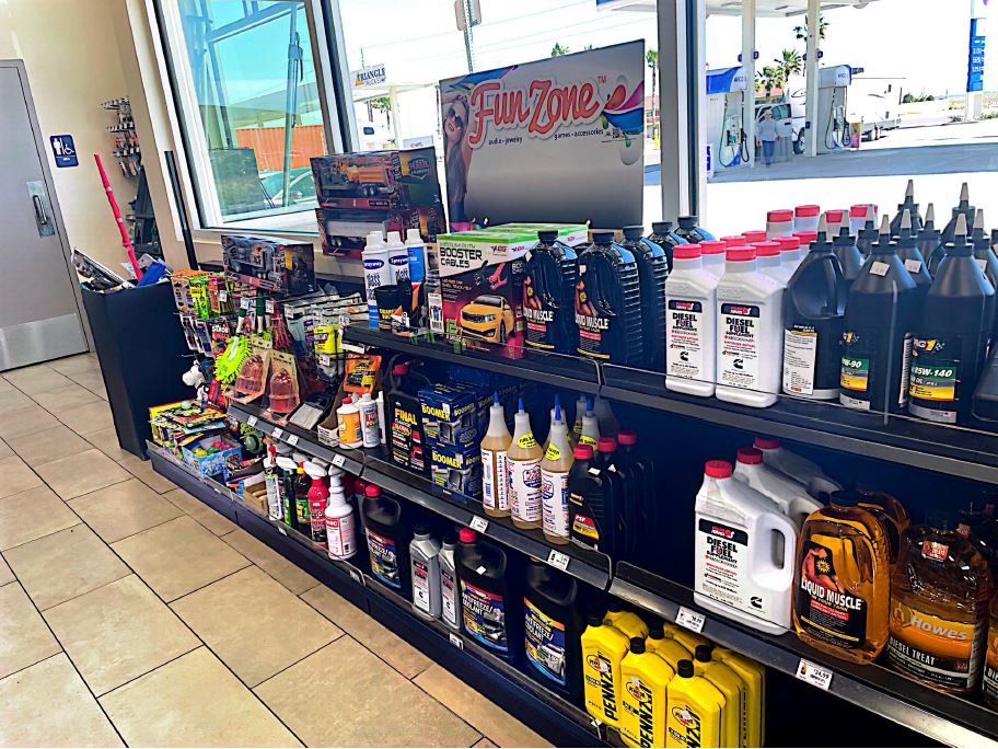 Triangle Truck Stop | 7051 McCracken Rd, Westley, CA 95387 | Phone: (209) 343-5010