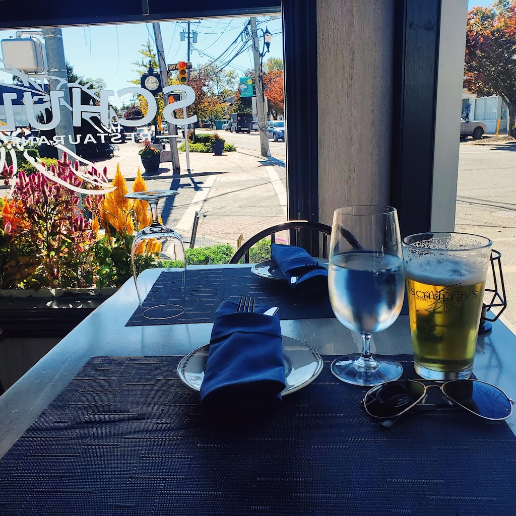 Schultzys Restaurant | 265 Bayville Ave, Bayville, NY 11709, USA | Phone: (516) 588-6240