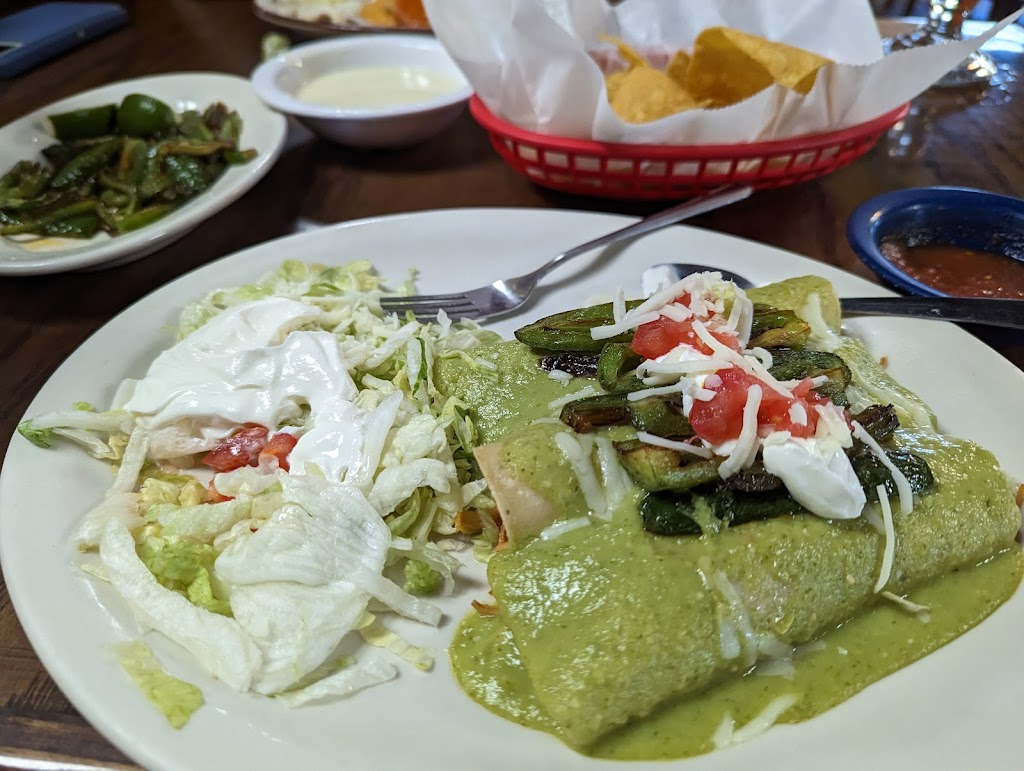 El Jarocho | 1222 W Gentry Ave, Checotah, OK 74426, USA | Phone: (918) 473-0301