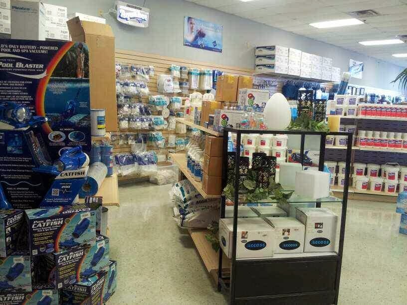 Bonnie & Clydes Pools and Spas | 6738 Lake Worth Blvd, Lake Worth, TX 76135, USA | Phone: (817) 237-7778