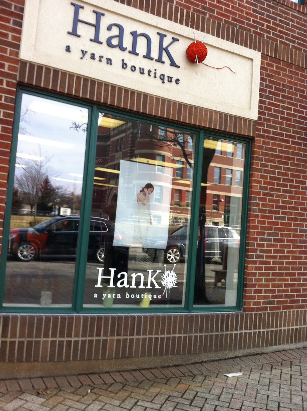 Hank, a Yarn Boutique | 2651 Observatory Ave #101, Cincinnati, OH 45208, USA | Phone: (513) 386-9869