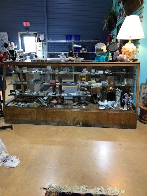 Faith & Funky Junk | 39320 I-10, Boerne, TX 78006, USA | Phone: (830) 446-1102