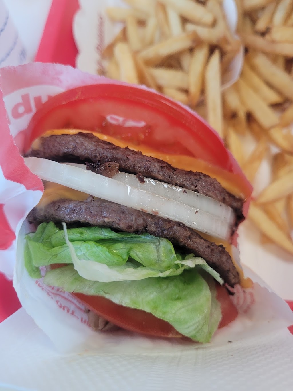 In-N-Out Burger | 780 Ikea Ct, West Sacramento, CA 95605 | Phone: (800) 786-1000