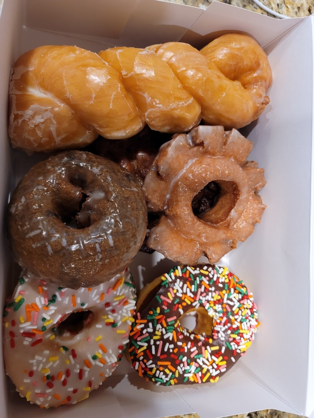 Fresh Donuts | 7930 Thaxton Rd #200, Austin, TX 78747, USA | Phone: (512) 363-5959