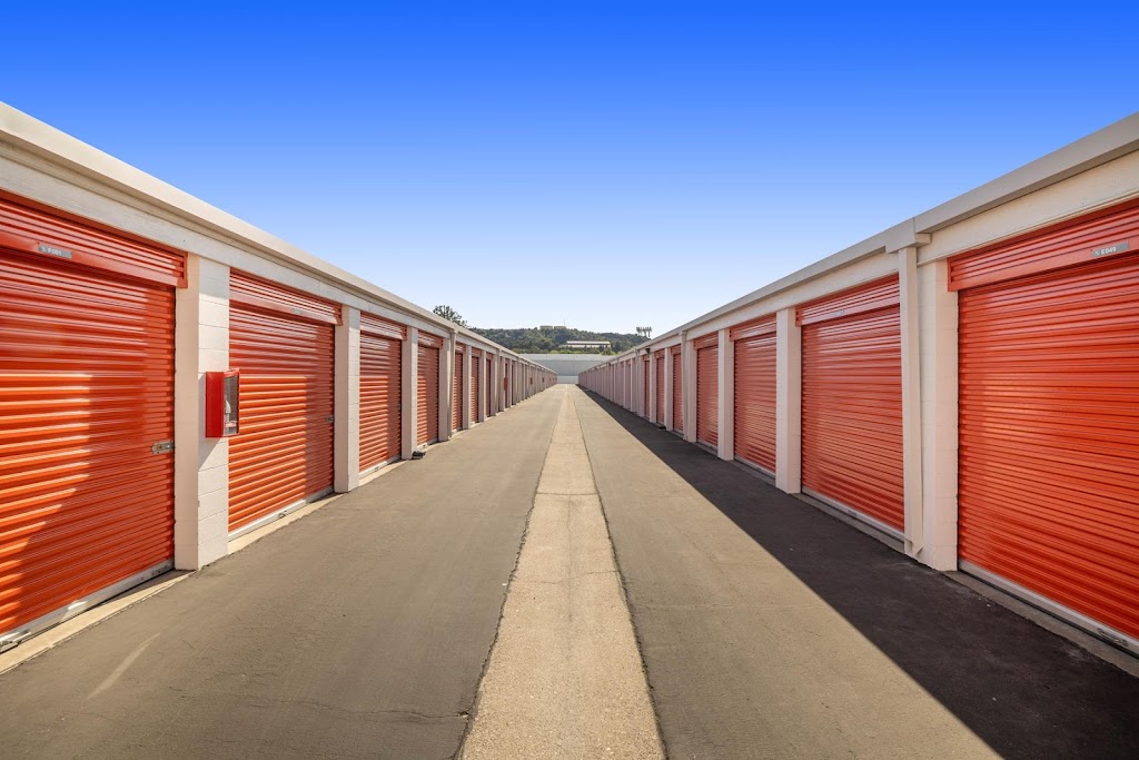Public Storage | 15920 Amar Rd, City of Industry, CA 91744, USA | Phone: (626) 593-0676
