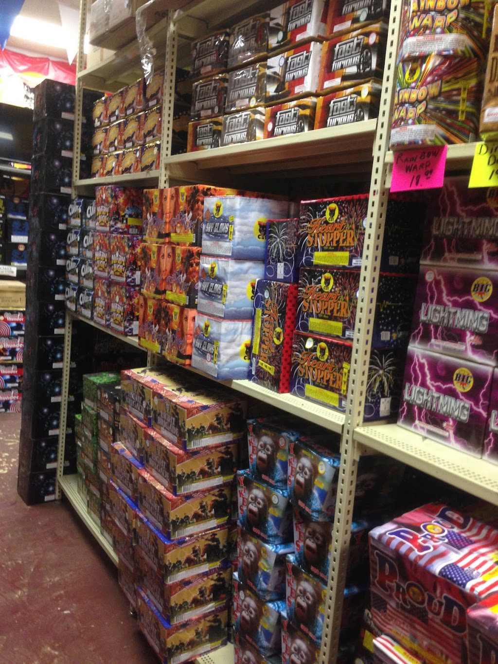 Big Daddy Ks Fireworks | 8337 Indianapolis Blvd, Highland, IN 46322, USA | Phone: (219) 923-8370