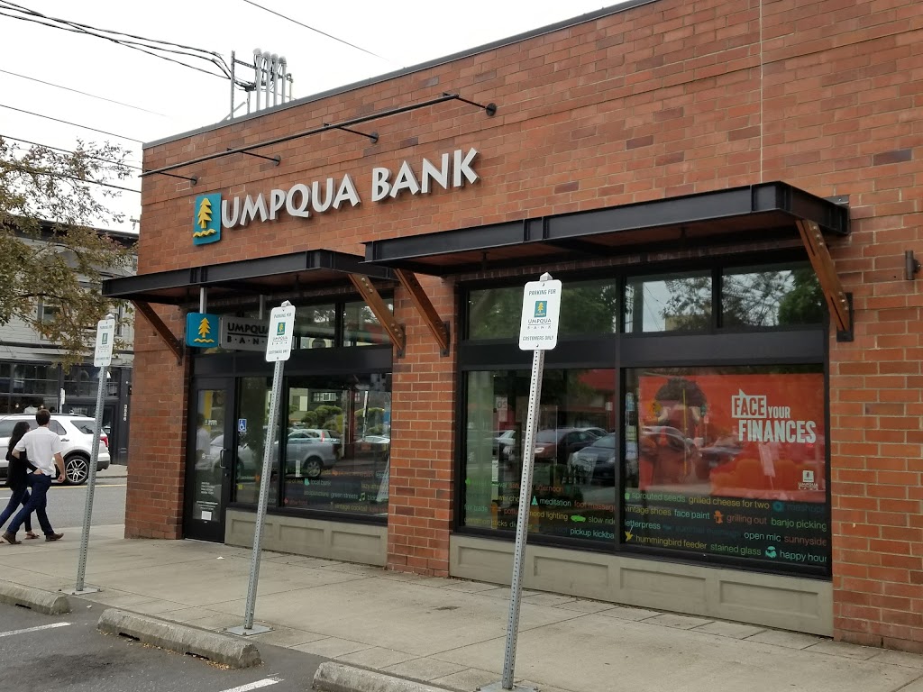 Umpqua Bank | 3557 SE Hawthorne Blvd, Portland, OR 97214, USA | Phone: (503) 219-6150