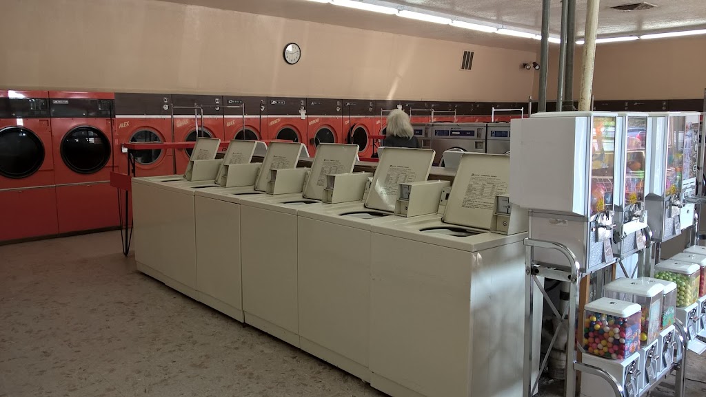 Adobe Acres Laundromat & Dry | 3745 Isleta Blvd SW, Albuquerque, NM 87105, USA | Phone: (505) 877-7347