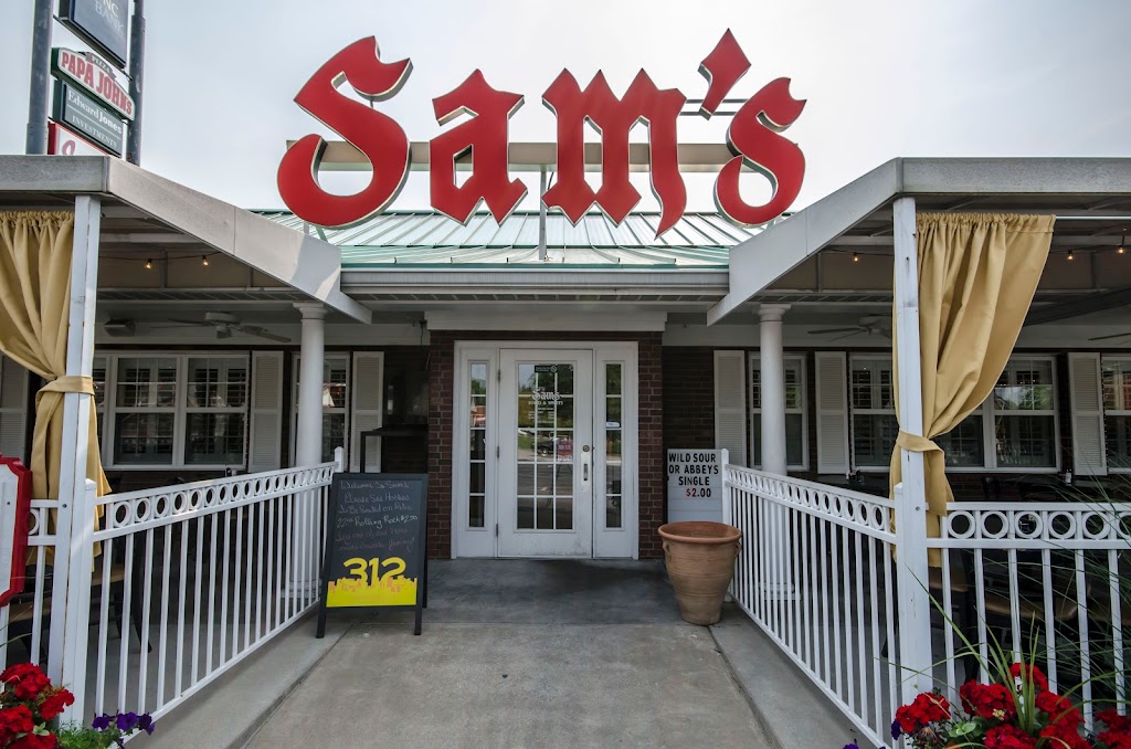 Sams Food & Spirits | 702 Highlander Point Dr, Floyds Knobs, IN 47119, USA | Phone: (812) 923-2323