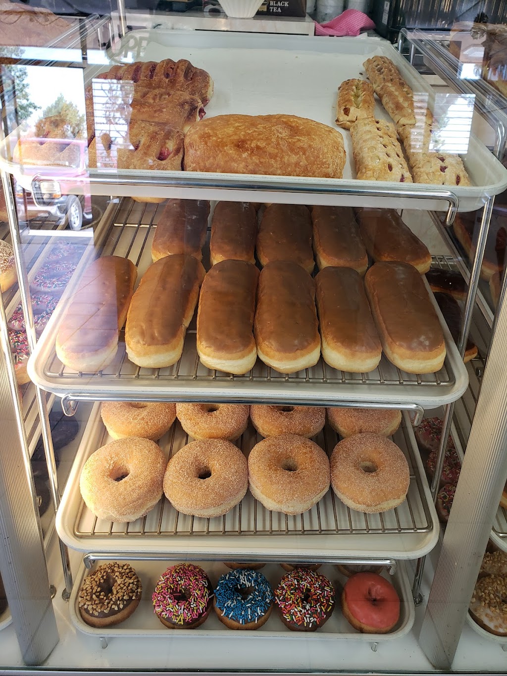 Donut Tyme | 9145 Jurupa Rd, Jurupa Valley, CA 92509, USA | Phone: (951) 685-9599