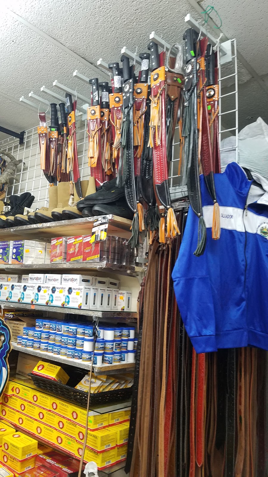 Tienda De El Salvador, Guatemala Y Honduras | 7777 Katella Ave # 4, Stanton, CA 90680, USA | Phone: (714) 816-1883