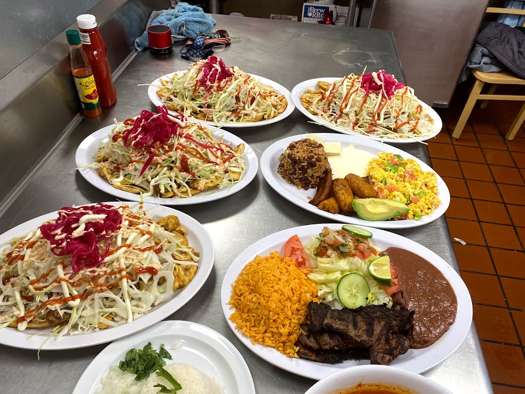 El Gallo Pinto Costa Rica | 6349 Hull Street Rd, Richmond, VA 23224, USA | Phone: (804) 303-5869